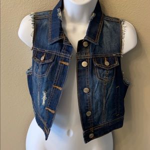 Cropped denim vest
